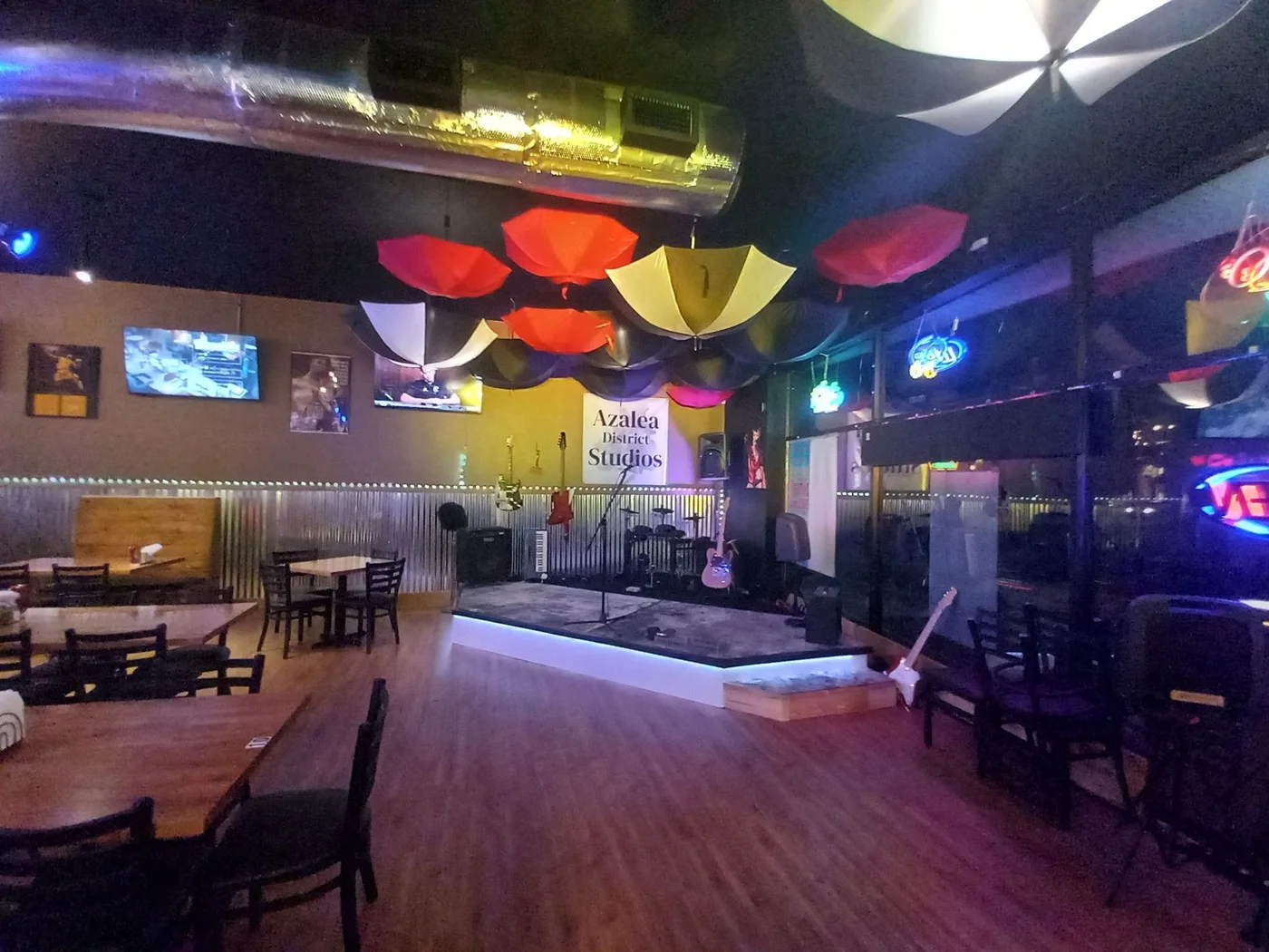 Sky Bar & Grill business photo